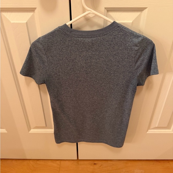 Women’s Nike Dri Fit Shirt Sleeve Shirt - Picture 2 of 3